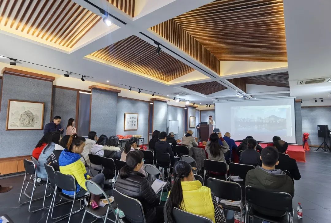 花城控股集團 花城控股集團